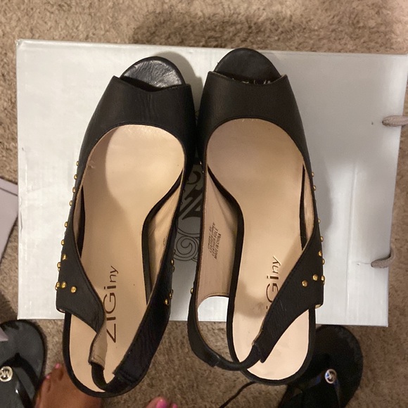 ZiGiny Black heels - Picture 7 of 7